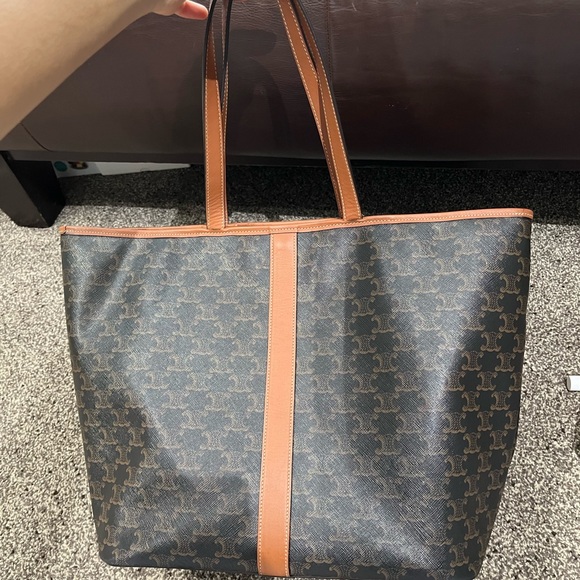 Celine cabas triomphe tote - Picture 9 of 14